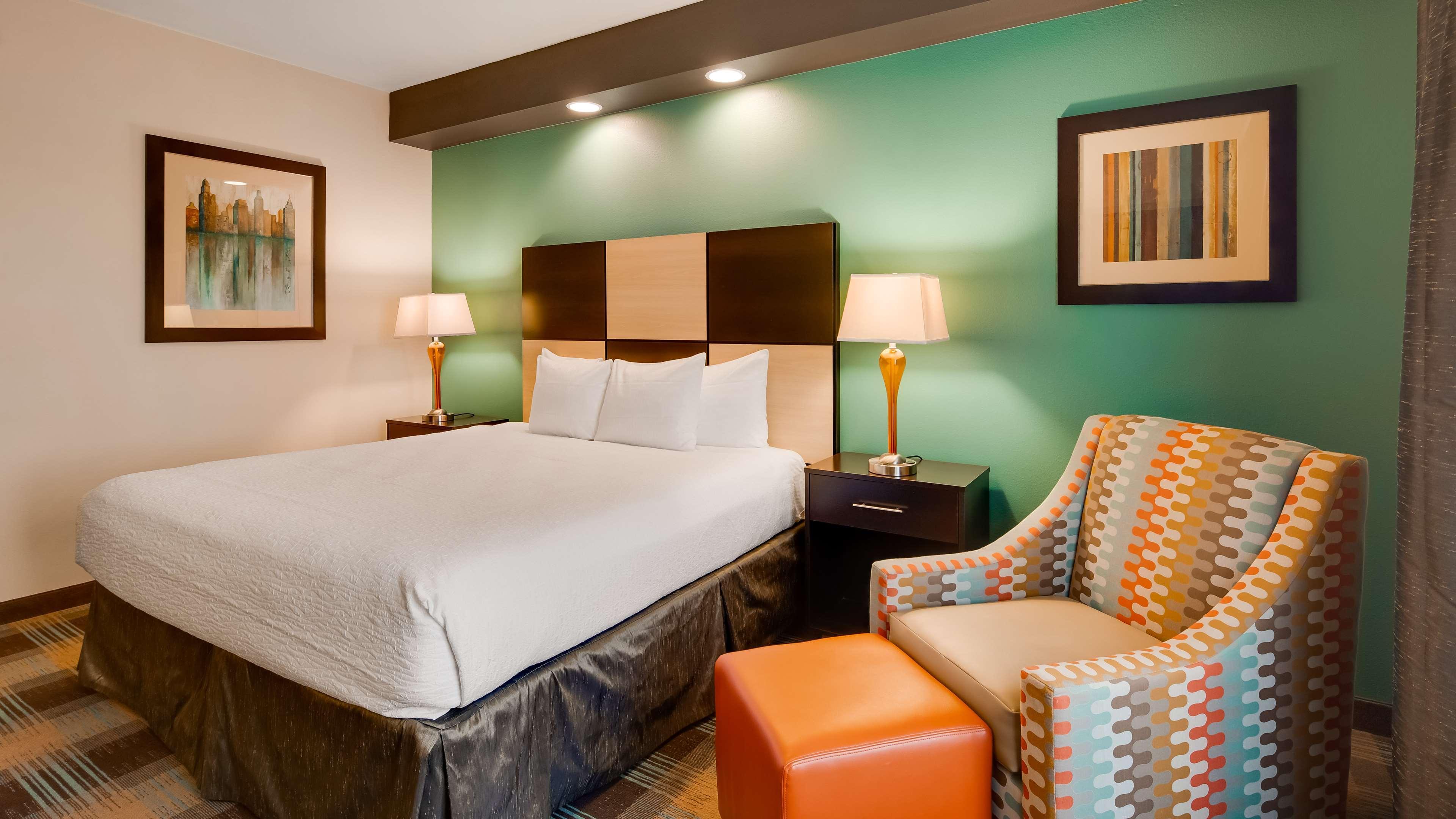 Best Western Plus Atrium Inn & Suites Clarksville Zewnętrze zdjęcie