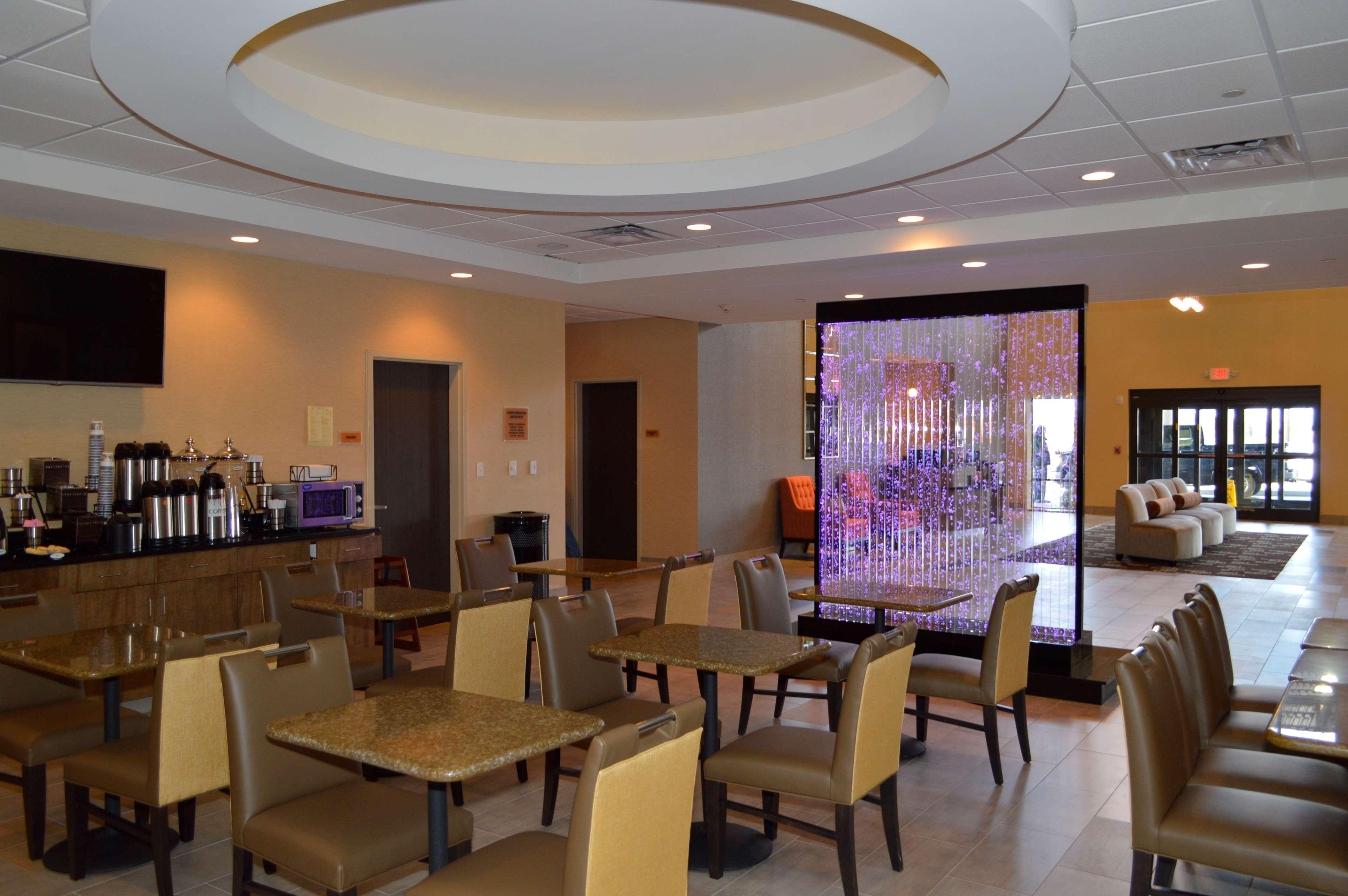 Best Western Plus Atrium Inn & Suites Clarksville Zewnętrze zdjęcie