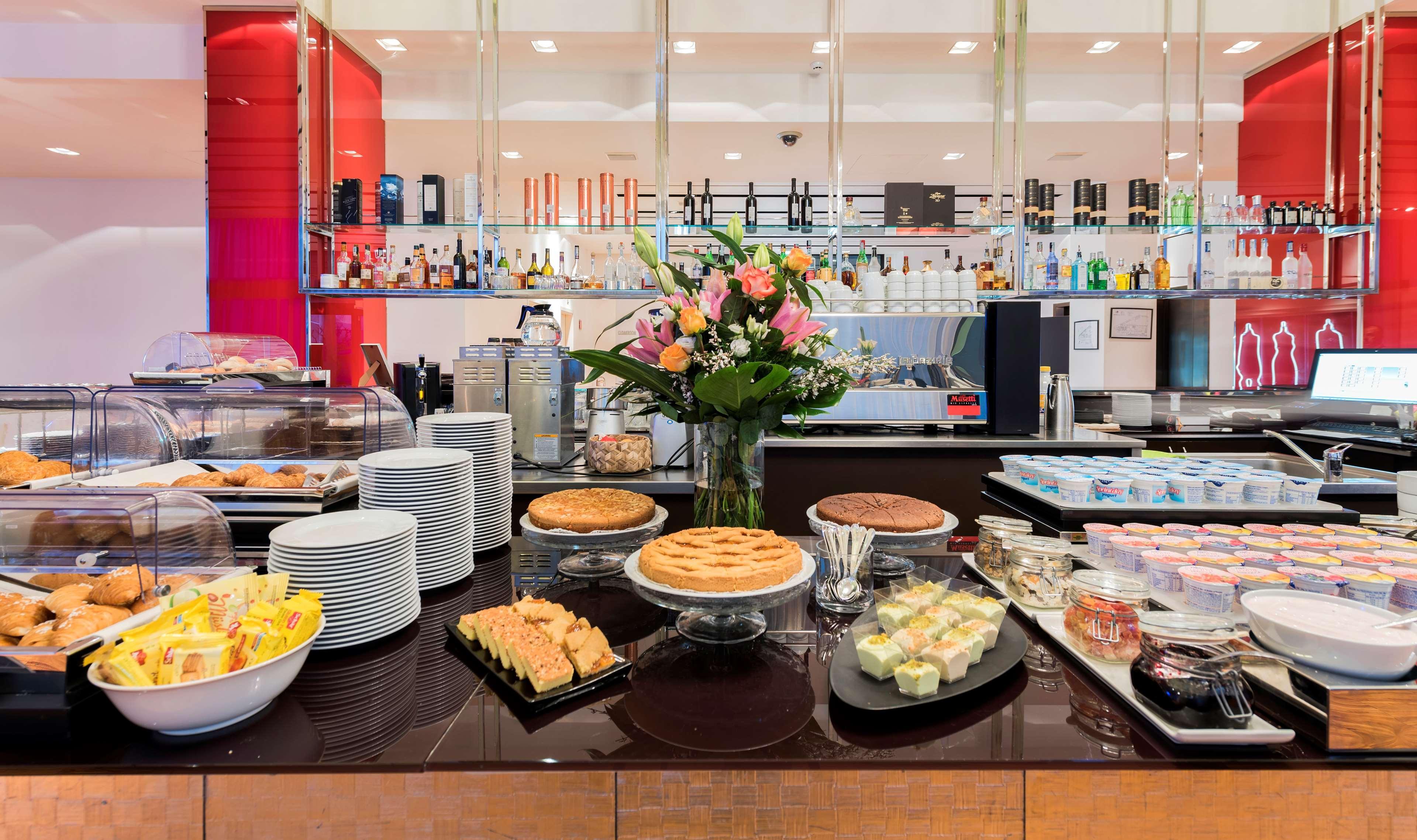 Best Western Plus Atrium Inn & Suites Clarksville Zewnętrze zdjęcie